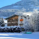 Casa Montana Maison d'hôtes 3*