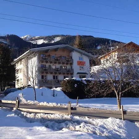 Casa Montana Guest house 3*